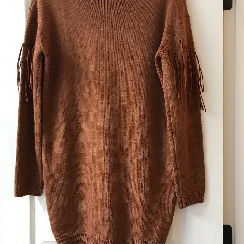 sweater - Picture 2 of 3